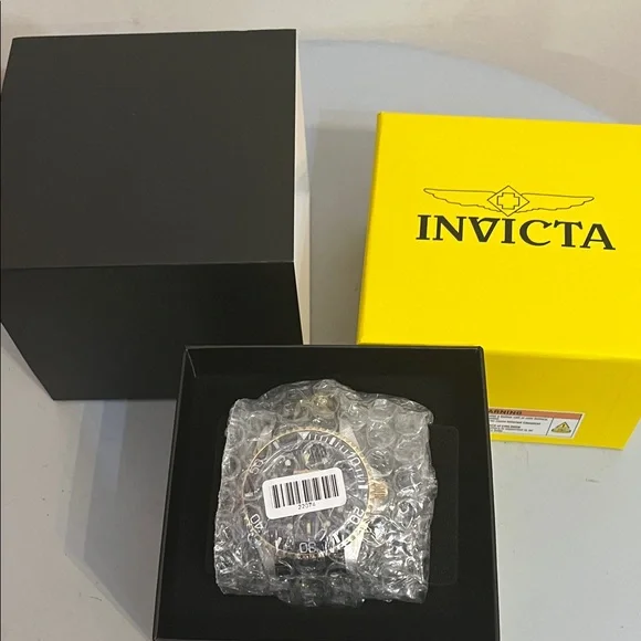 NWT - 22074 - Invicta Pro Diver Men’s Watch - Picture 3 of 10